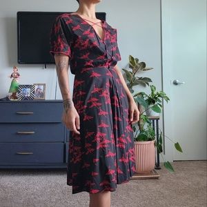 ❤️🖤 Vintage A Line Crane dress